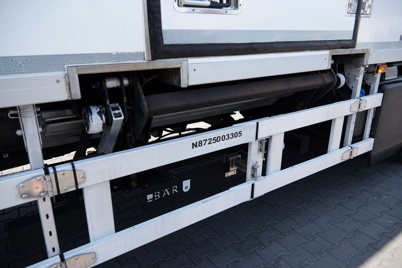 Лизинг на Scania P 410 / 6X2 /CHŁODNIA / SLÓWKA / Agregat THERMO Scania P 410 / 6X2 /CHŁODNIA / SLÓWKA / Agregat THERMO: снимка 11 Лизинг на Scania P 410 / 6X2 /CHŁODNIA / SLÓWKA / Agregat THERMO Scania P 410 / 6X2 /CHŁODNIA / SLÓWKA / Agregat THERMO: снимка 11