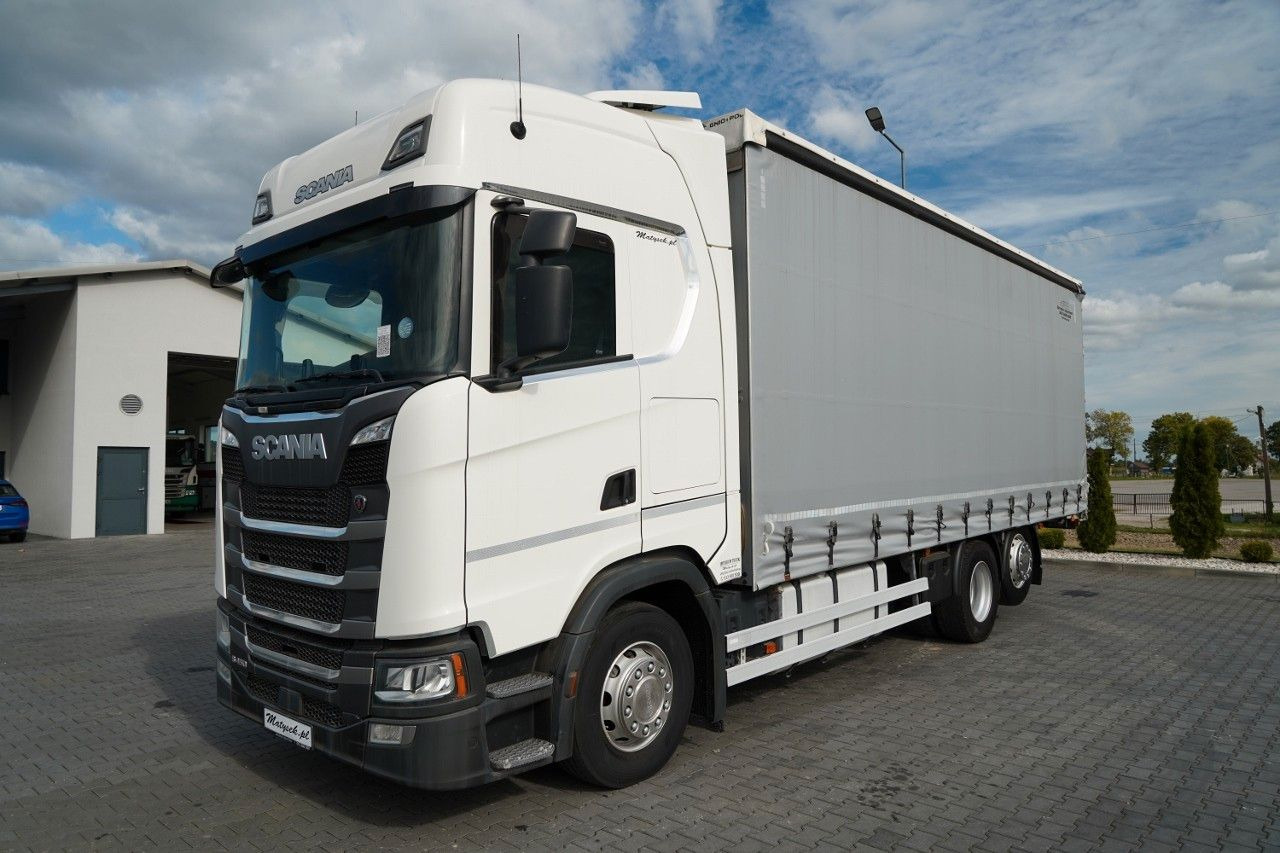 Scania S 450 / SOLÓWKA / 6X2 / OŚ PODNOSZONA / 2019 / - Камион с брезент: снимка 3 Scania S 450 / SOLÓWKA / 6X2 / OŚ PODNOSZONA / 2019 / - Камион с брезент: снимка 3