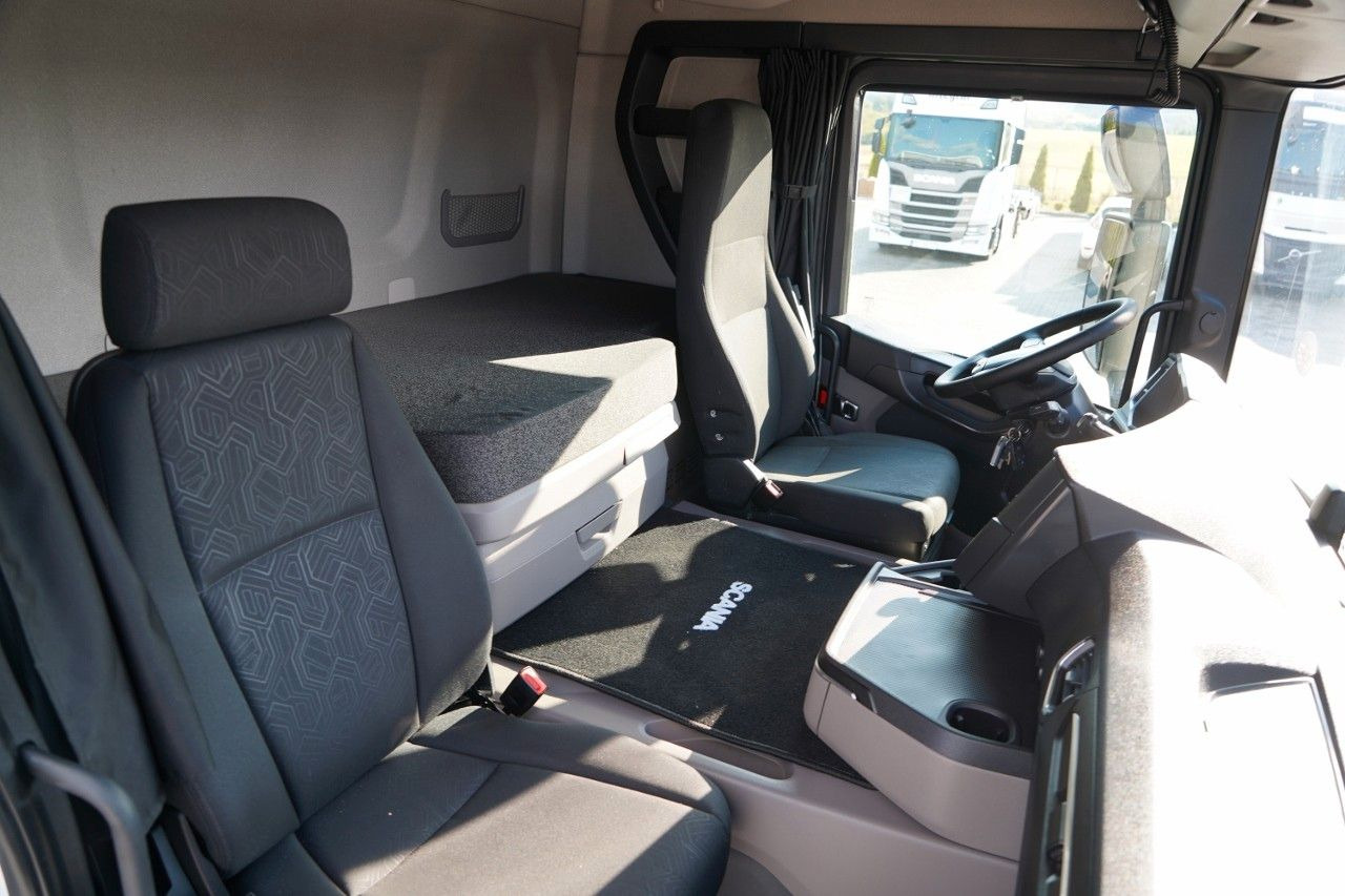 Лизинг на Scania SCANIA P 280 / SOLÓWKA / 4X2 / MEGA / I-PARK CO Scania SCANIA P 280 / SOLÓWKA / 4X2 / MEGA / I-PARK CO: снимка 17 Лизинг на Scania SCANIA P 280 / SOLÓWKA / 4X2 / MEGA / I-PARK CO Scania SCANIA P 280 / SOLÓWKA / 4X2 / MEGA / I-PARK CO: снимка 17