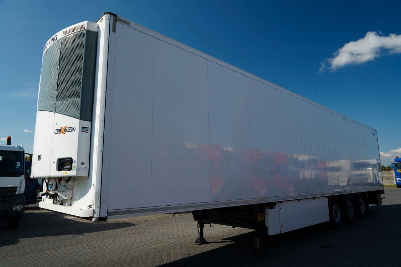 Schmitz Cargobull / CHŁODNIA / THERMO KING SLX 300 / HAKÓWKA / OŚ - Рефрижератор полуремарке: снимка 2 Schmitz Cargobull / CHŁODNIA / THERMO KING SLX 300 / HAKÓWKA / OŚ - Рефрижератор полуремарке: снимка 2