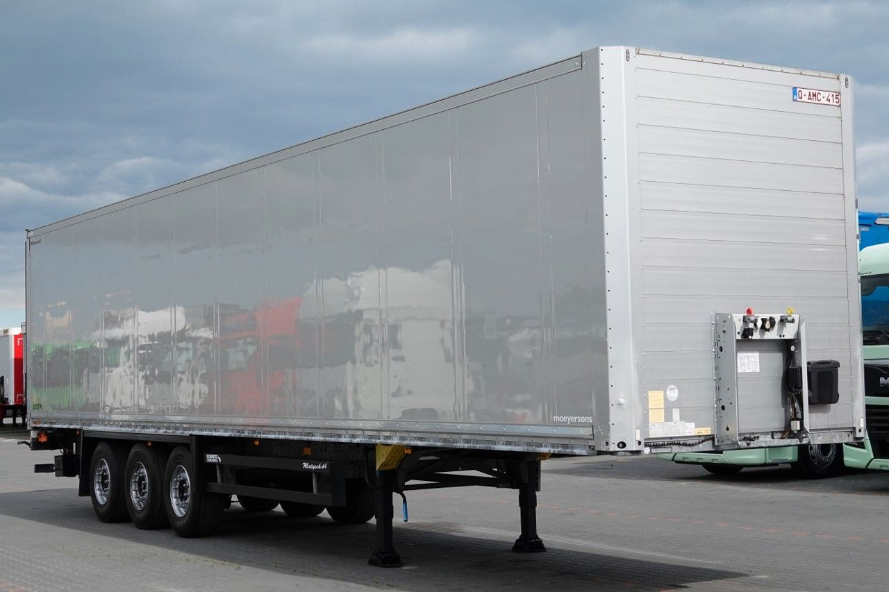 Schmitz Cargobull KOFFER / 2017 ROK / WINDA DHOLLANDIA ZAŁADOWCZ - Рефрижератор полуремарке: снимка 4 Schmitz Cargobull KOFFER / 2017 ROK / WINDA DHOLLANDIA ZAŁADOWCZ - Рефрижератор полуремарке: снимка 4