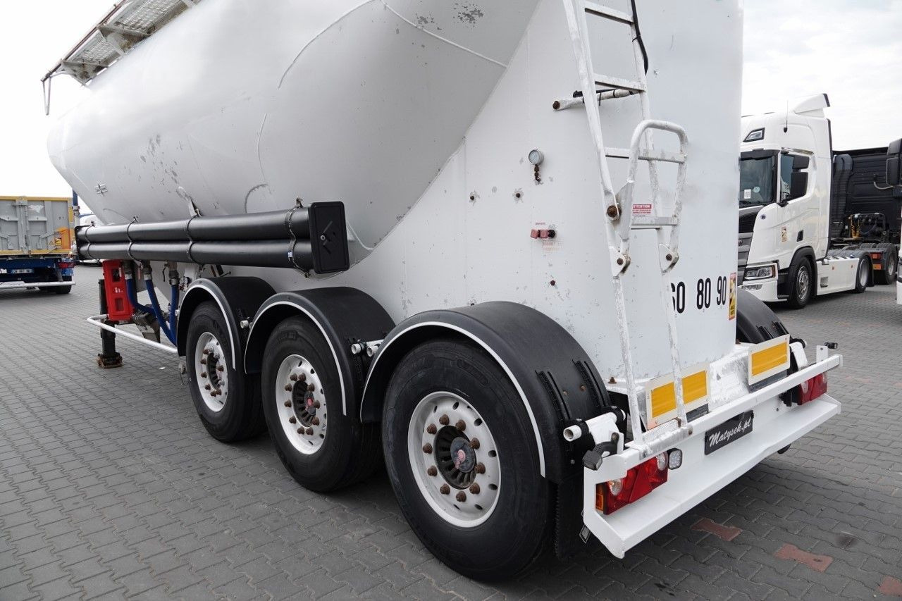 Цистерна за насипни товари Spitzer CEMENTONACZEPA / 37 000 L / SILOS / 3 KOMORY: снимка 11