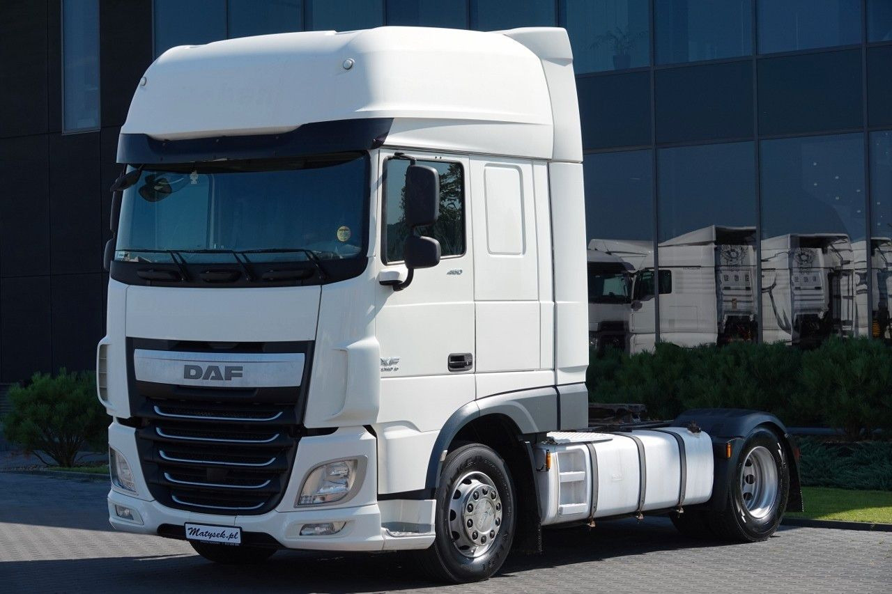 DAF XF 460 / MANUAL / STANDARD / SUPER SPACE CAB - Влекач: снимка 2 DAF XF 460 / MANUAL / STANDARD / SUPER SPACE CAB - Влекач: снимка 2