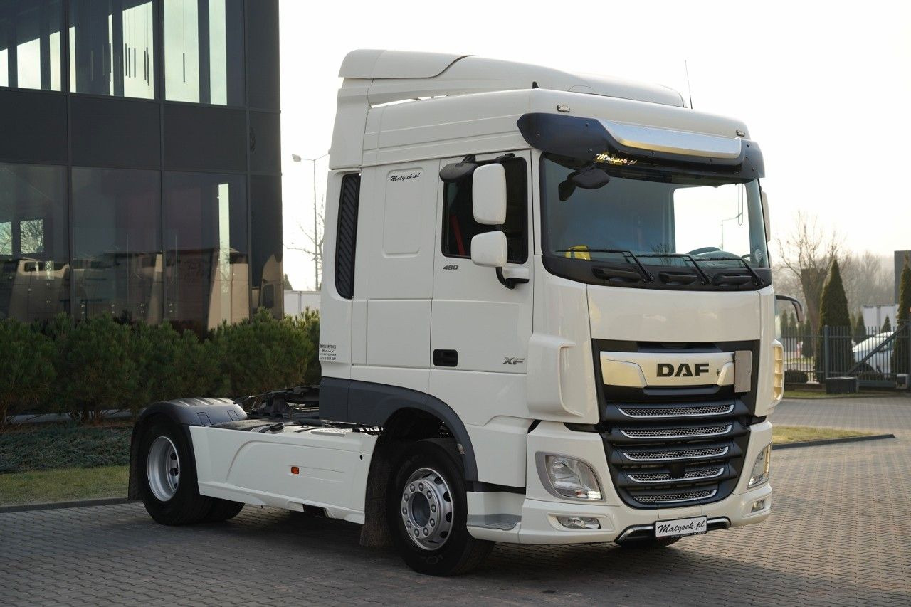 DAF XF 480 / SPACE CAB / RETARDER / OPONY 100% - Влекач: снимка 2 DAF XF 480 / SPACE CAB / RETARDER / OPONY 100% - Влекач: снимка 2
