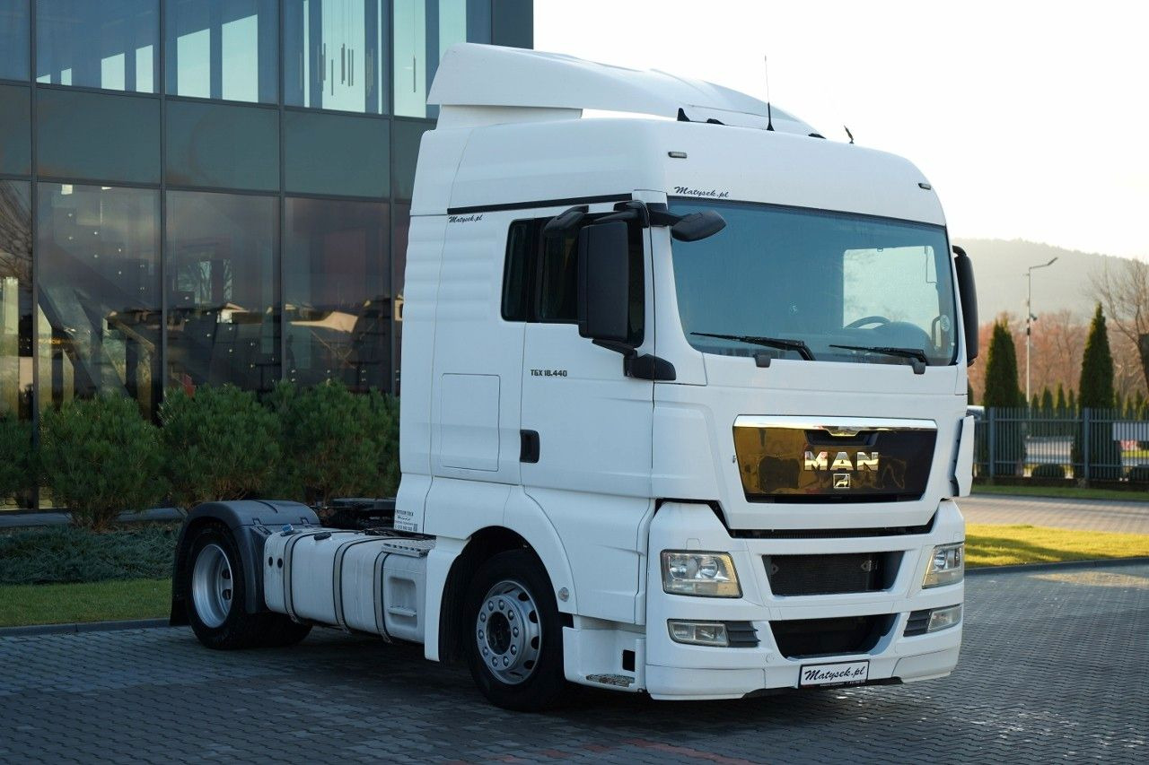 MAN TGX 18.440 / XLX / MEGA / MANUAL / LOW DECK - Влекач: снимка 2 MAN TGX 18.440 / XLX / MEGA / MANUAL / LOW DECK - Влекач: снимка 2