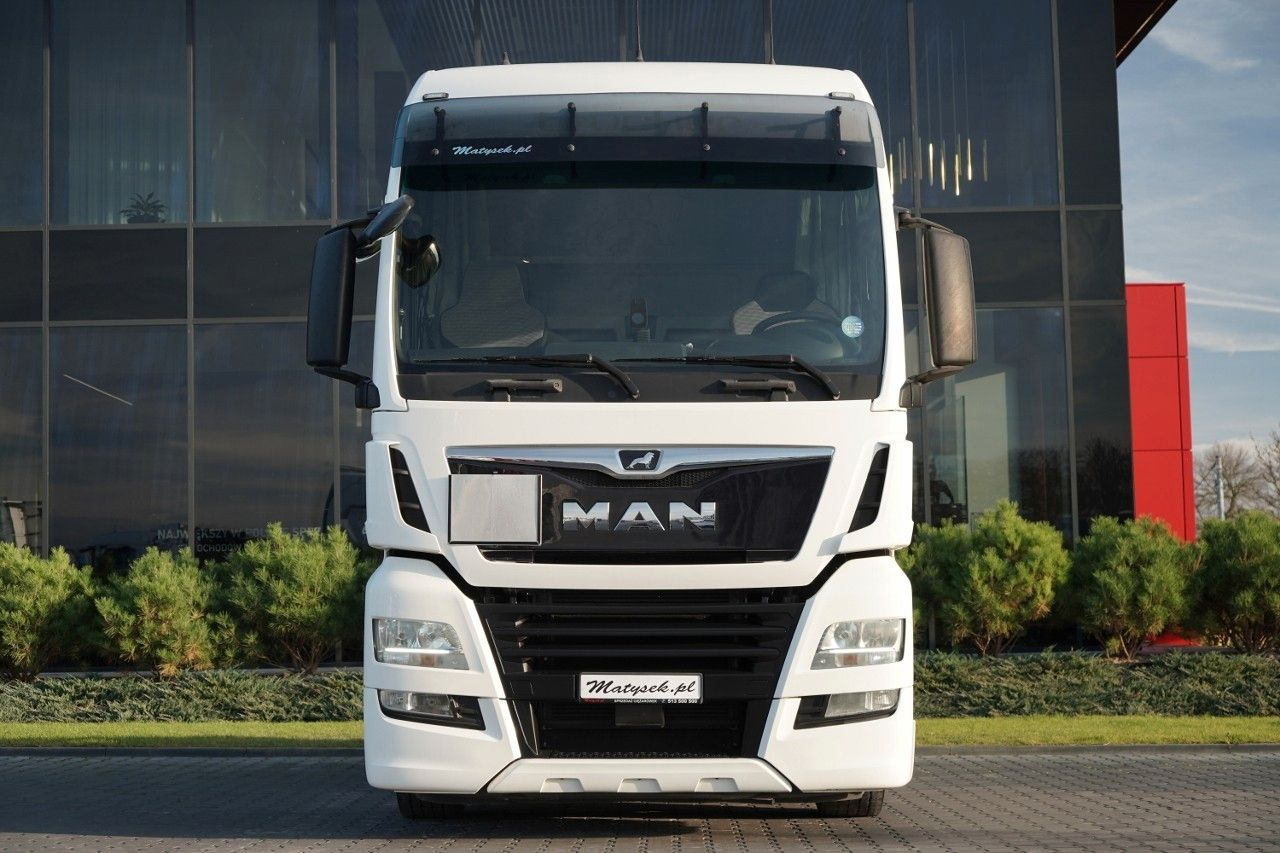 MAN TGX 18.470 / LOW DECK / MEGA / REGULOWANE SIODŁO - Влекач: снимка 3 MAN TGX 18.470 / LOW DECK / MEGA / REGULOWANE SIODŁO - Влекач: снимка 3