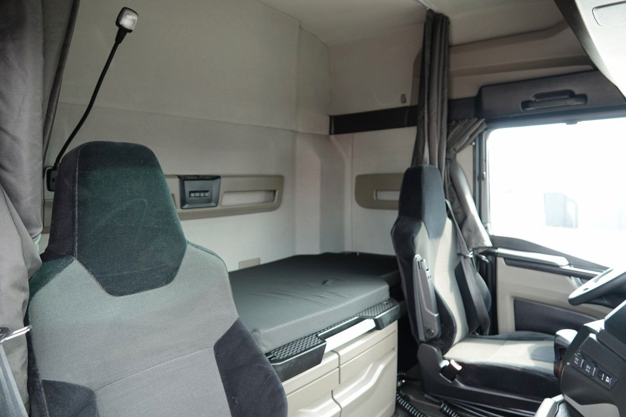 Влекач MAN TGX 18.510 / GM / RETARDER / NAVI / PO KONTRAKCI: снимка 19