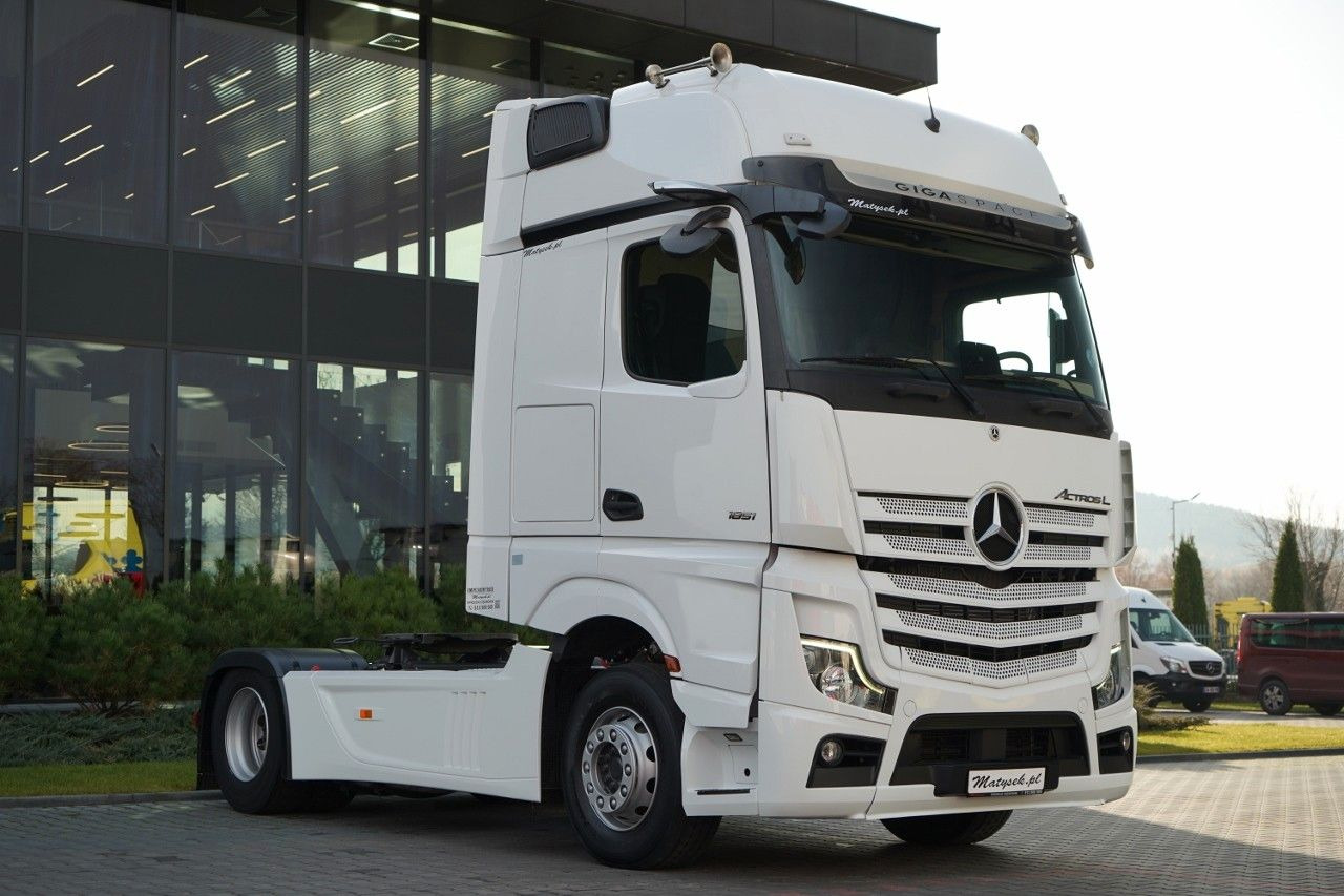Mercedes-Benz ACTROS L 1851 / GIGA SPACE / RETARDER / 2022 R - Влекач: снимка 5 Mercedes-Benz ACTROS L 1851 / GIGA SPACE / RETARDER / 2022 R - Влекач: снимка 5