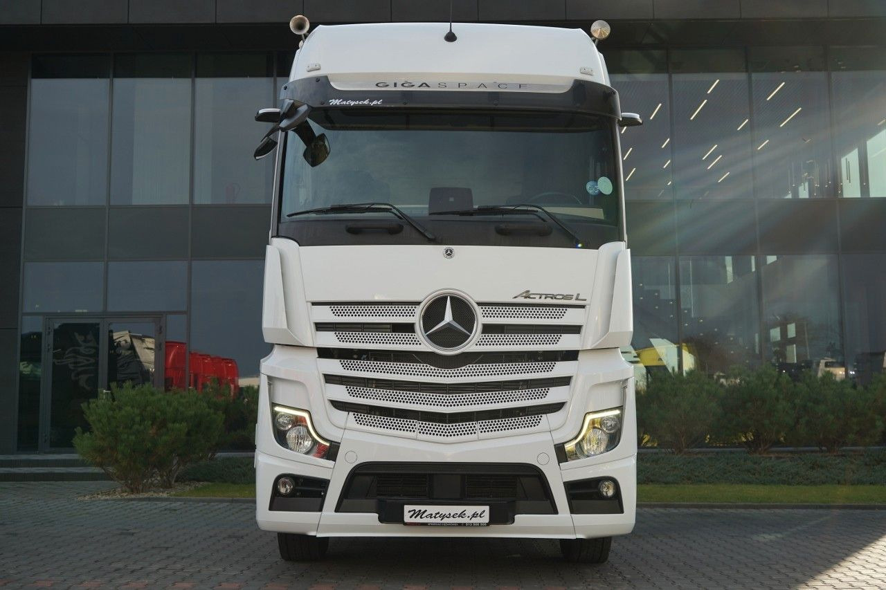 Mercedes-Benz ACTROS L 1851 / GIGA SPACE / RETARDER / 2022 R - Влекач: снимка 3 Mercedes-Benz ACTROS L 1851 / GIGA SPACE / RETARDER / 2022 R - Влекач: снимка 3