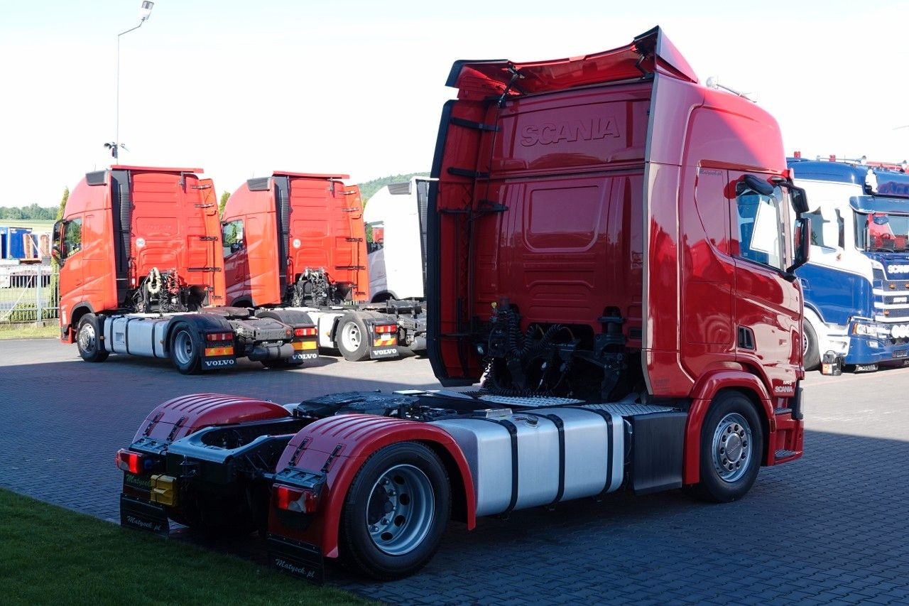 Scania R 450 / LOWDECK / MEGA / OPONY 100% / 2021 / P - Влекач: снимка 5 Scania R 450 / LOWDECK / MEGA / OPONY 100% / 2021 / P - Влекач: снимка 5