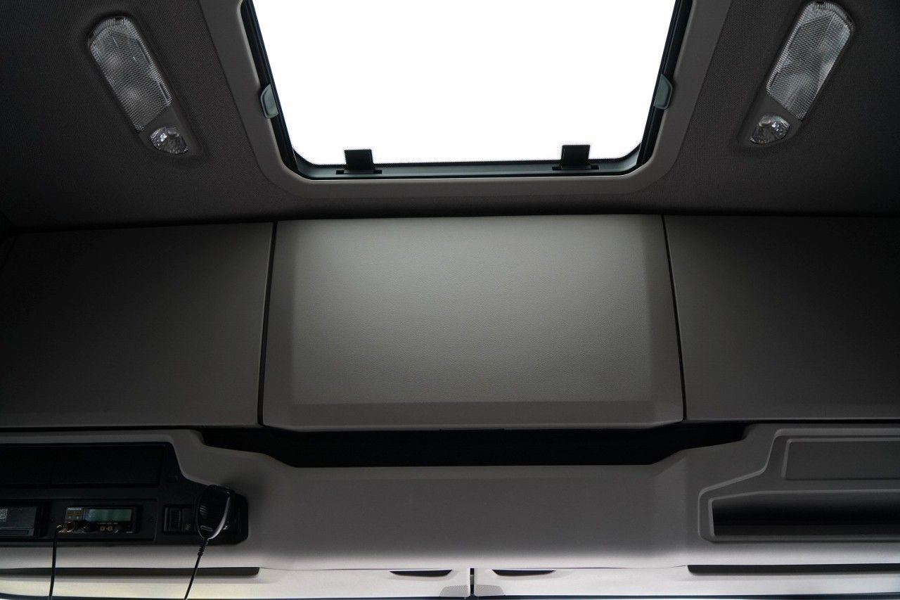 Влекач Scania S 500 / RETARDER / I-PARK COOL / ALUFELGI: снимка 34 Влекач Scania S 500 / RETARDER / I-PARK COOL / ALUFELGI: снимка 34