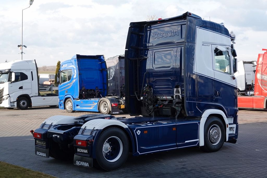 Scania S 580 / V8 / RETARDER / FULL AIRMATIC / I-PARK C - Влекач: снимка 5 Scania S 580 / V8 / RETARDER / FULL AIRMATIC / I-PARK C - Влекач: снимка 5