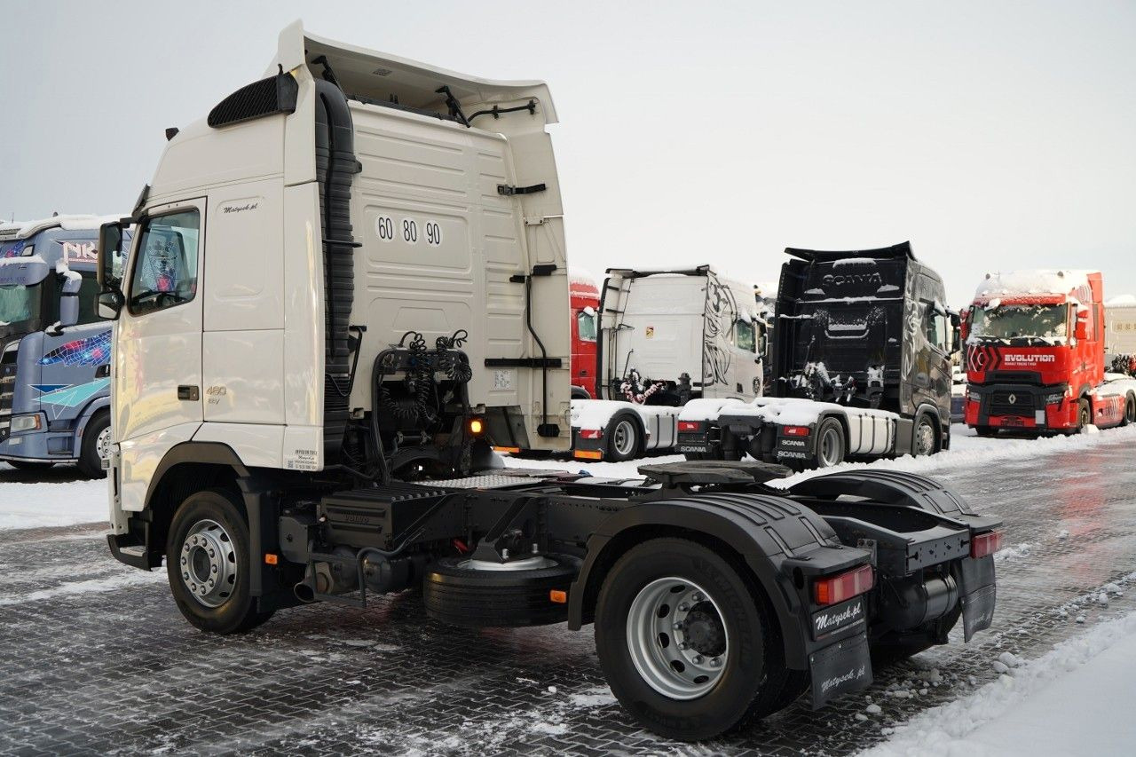 Лизинг на Volvo FH 460 / EURO 5 EEV / I-SHIFT Volvo FH 460 / EURO 5 EEV / I-SHIFT: снимка 7 Лизинг на Volvo FH 460 / EURO 5 EEV / I-SHIFT Volvo FH 460 / EURO 5 EEV / I-SHIFT: снимка 7