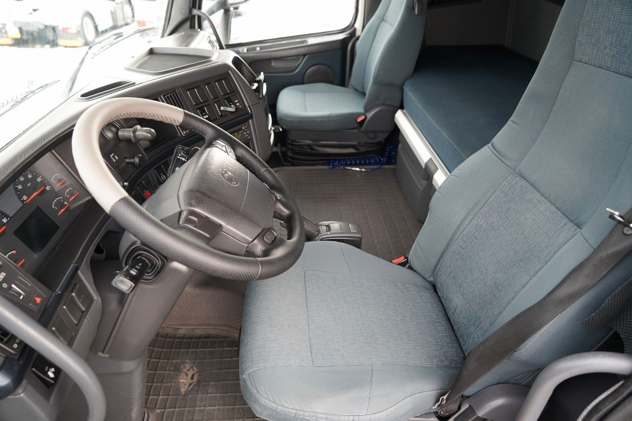 Лизинг на Volvo FH 460 / EURO 5 EEV / I-SHIFT Volvo FH 460 / EURO 5 EEV / I-SHIFT: снимка 25 Лизинг на Volvo FH 460 / EURO 5 EEV / I-SHIFT Volvo FH 460 / EURO 5 EEV / I-SHIFT: снимка 25