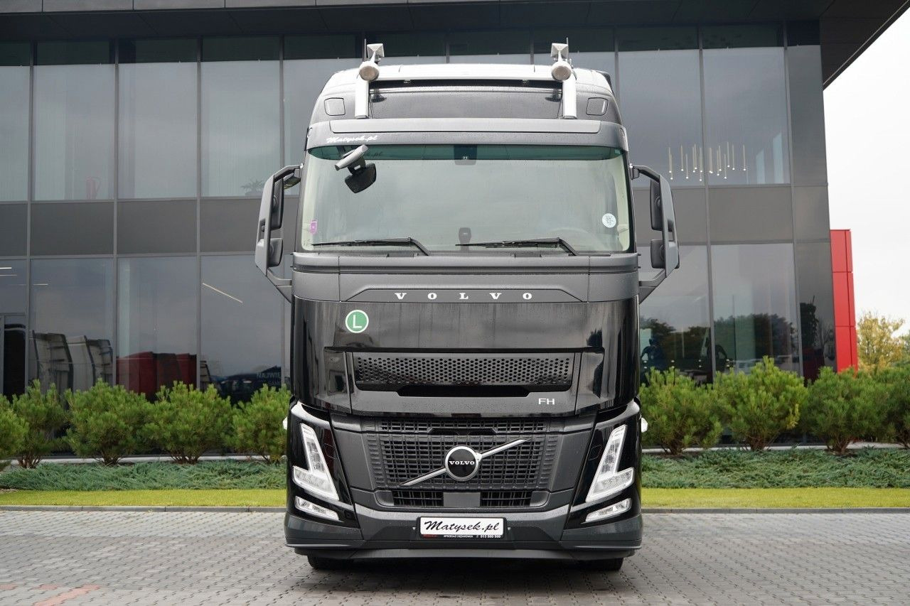 Volvo FH 500 / 2025 ROK / 88 TYS KM / XXL / I-SHIFT - Влекач: снимка 4 Volvo FH 500 / 2025 ROK / 88 TYS KM / XXL / I-SHIFT - Влекач: снимка 4
