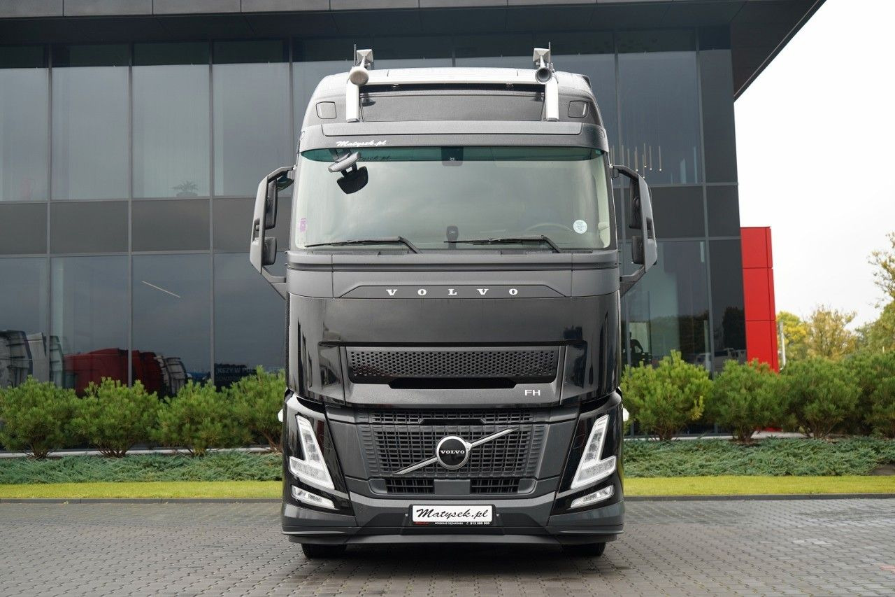 Volvo FH 500 / 2025 ROK / 91 TYS KM / XXL / I-SHIFT - Влекач: снимка 3 Volvo FH 500 / 2025 ROK / 91 TYS KM / XXL / I-SHIFT - Влекач: снимка 3