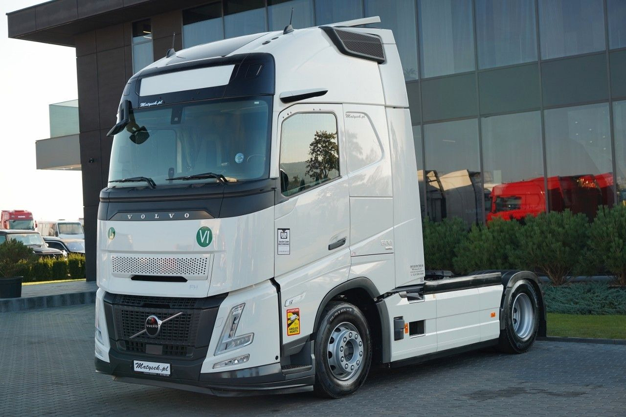 Volvo FH 500 AERO / 2025 ROK / I-SAVE / XXL / GWARANC - Влекач: снимка 2 Volvo FH 500 AERO / 2025 ROK / I-SAVE / XXL / GWARANC - Влекач: снимка 2