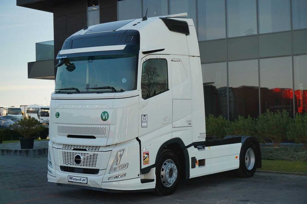 Volvo FH 500 AERO / 2025 ROK / I-SAVE / XXL / GWARANC - Влекач: снимка 2 Volvo FH 500 AERO / 2025 ROK / I-SAVE / XXL / GWARANC - Влекач: снимка 2