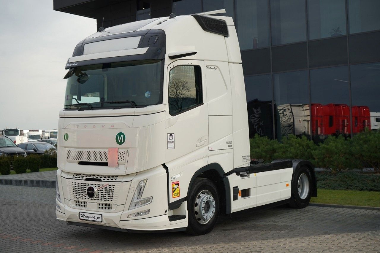 Volvo FH 500 AERO / 2025 ROK / I-SAVE / XXL / GWARANC - Влекач: снимка 2 Volvo FH 500 AERO / 2025 ROK / I-SAVE / XXL / GWARANC - Влекач: снимка 2
