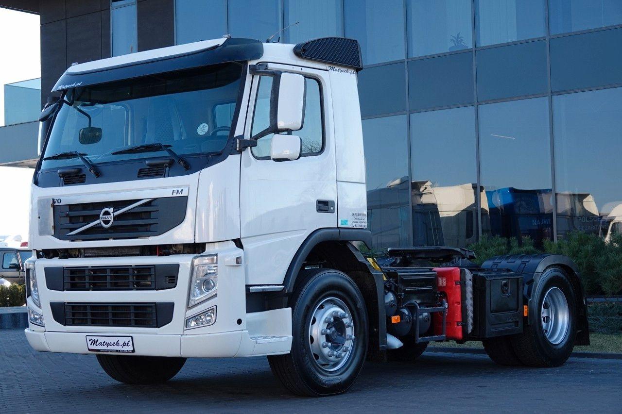 Volvo FM 380 / PEŁNY ADR / DZIENNA NISKA KABINA / EURO - Влекач: снимка 1 Volvo FM 380 / PEŁNY ADR / DZIENNA NISKA KABINA / EURO - Влекач: снимка 1
