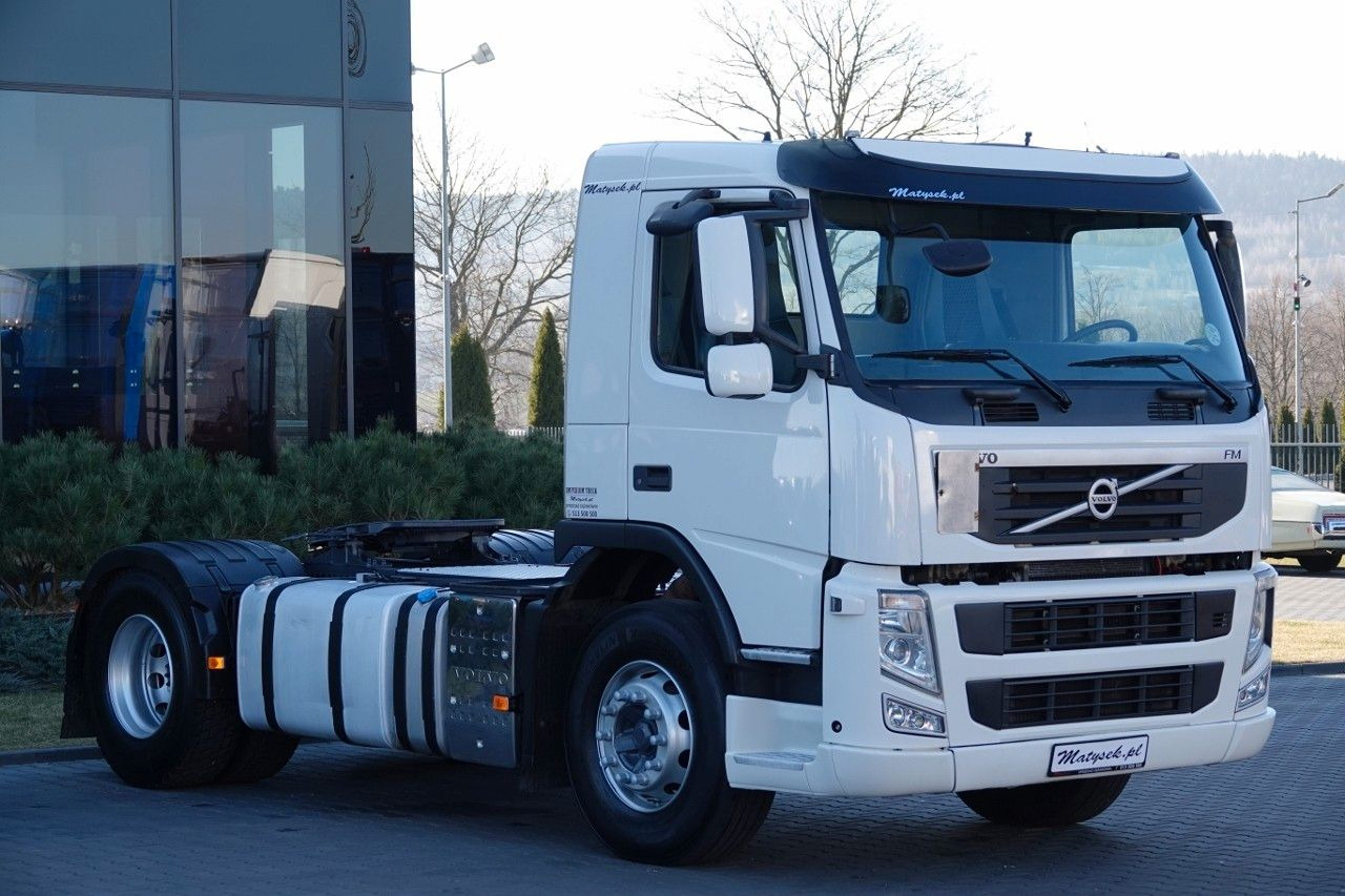 Volvo FM 380 / PEŁNY ADR / DZIENNA NISKA KABINA / EURO - Влекач: снимка 2 Volvo FM 380 / PEŁNY ADR / DZIENNA NISKA KABINA / EURO - Влекач: снимка 2