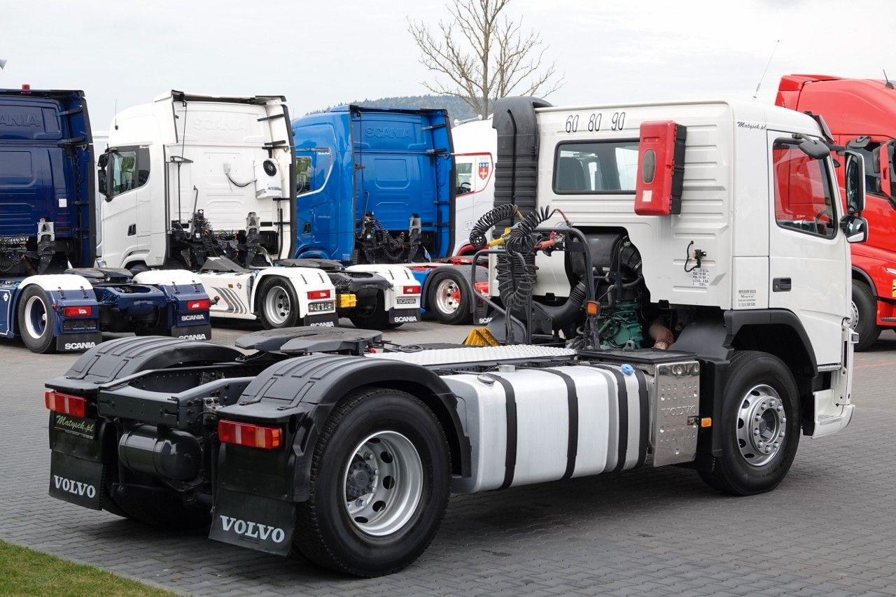 Volvo FM 380 / PEŁNY ADR / MAŁY PRZEBIEG / SPROWADZONY - Влекач: снимка 5 Volvo FM 380 / PEŁNY ADR / MAŁY PRZEBIEG / SPROWADZONY - Влекач: снимка 5