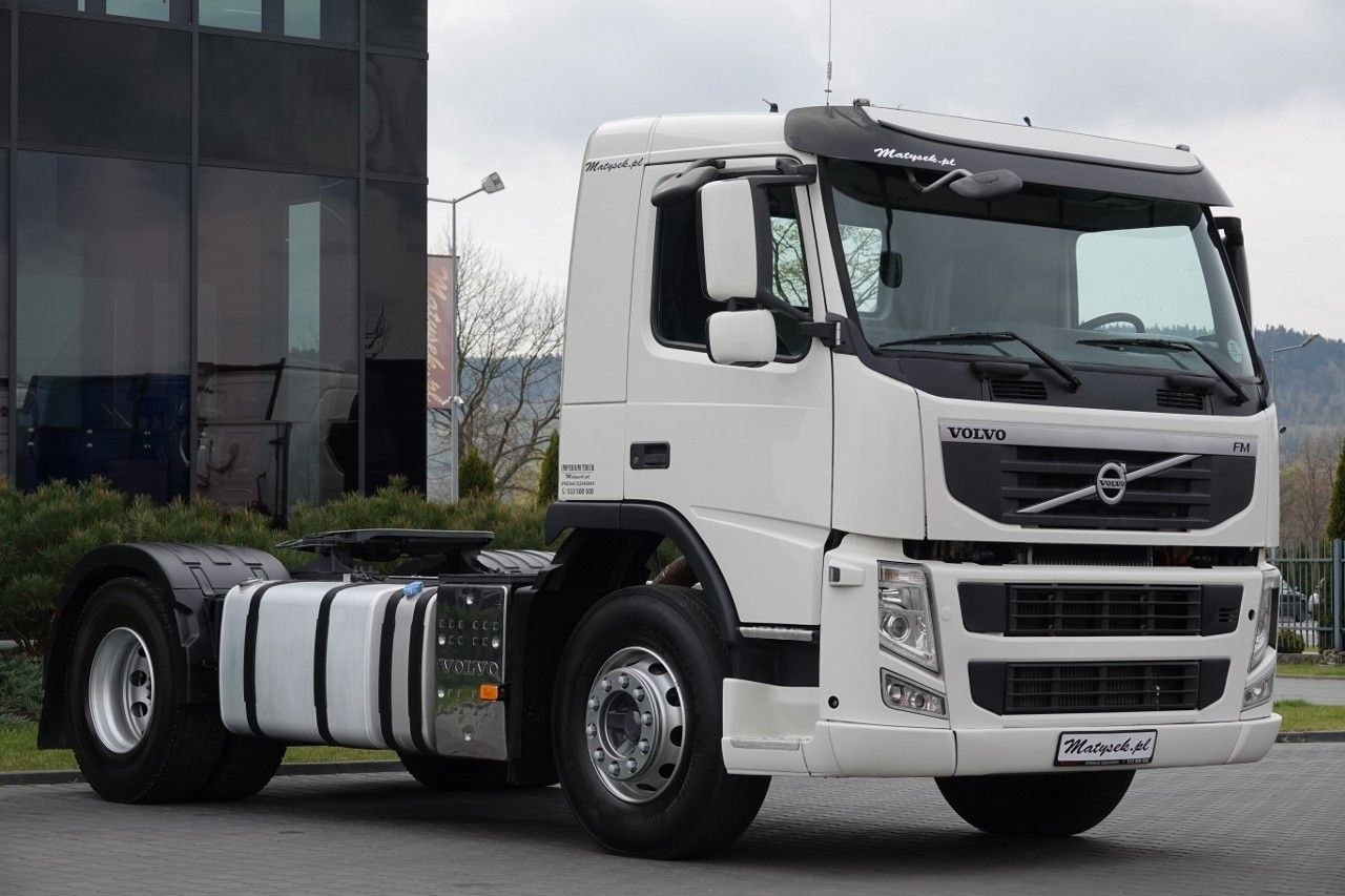 Volvo FM 380 / PEŁNY ADR / MAŁY PRZEBIEG / SPROWADZONY - Влекач: снимка 2 Volvo FM 380 / PEŁNY ADR / MAŁY PRZEBIEG / SPROWADZONY - Влекач: снимка 2
