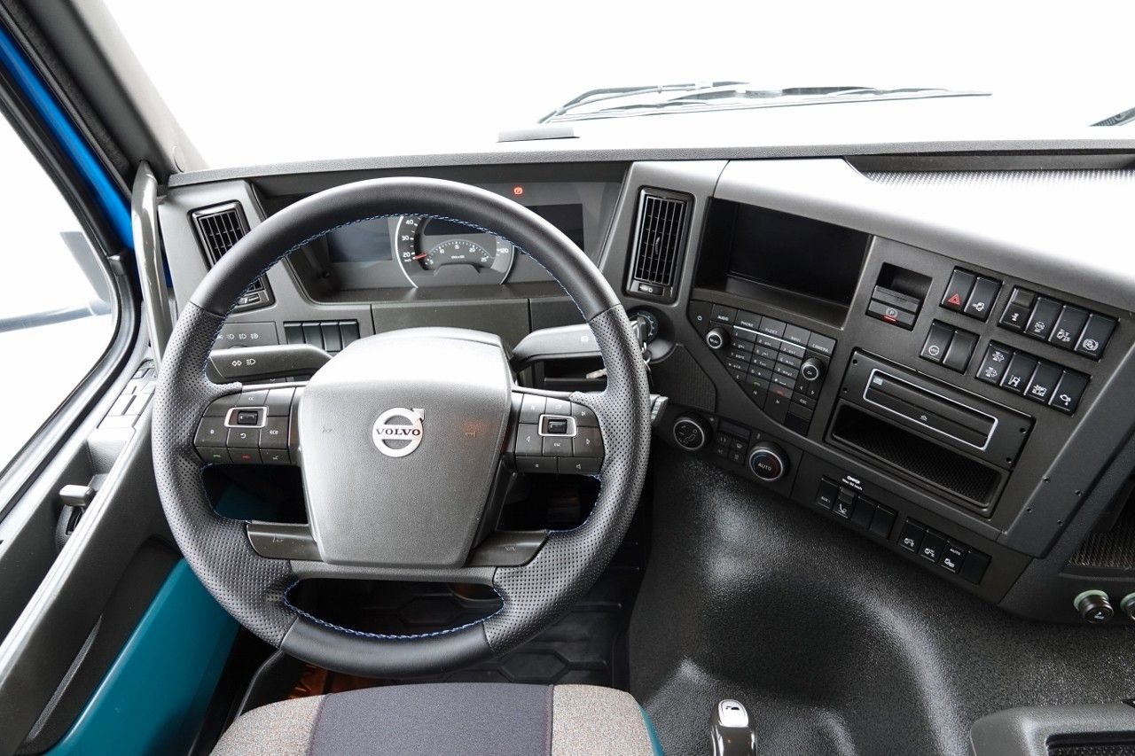 Влекач Volvo FMX 420 / 13 LITROWY / NISKA KABINA / 2019 ROK /: снимка 13