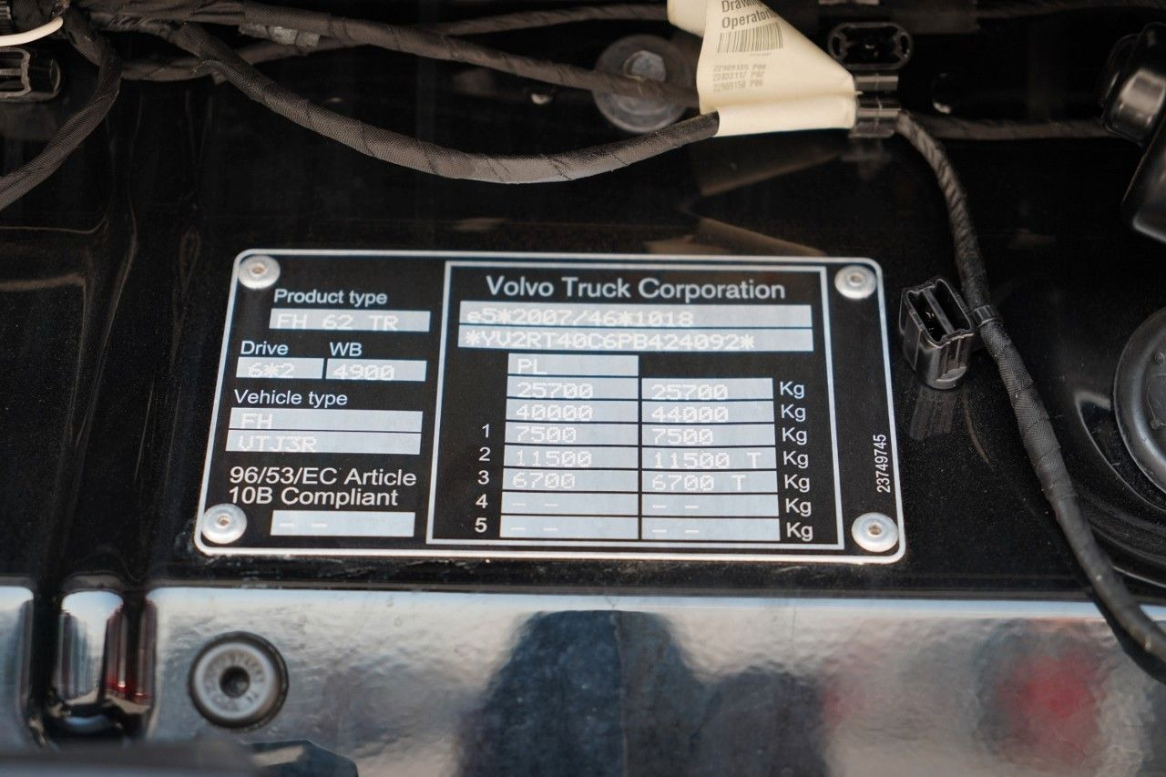 Лизинг на Volvo FH 500 / I-SAVE / XL / ZESTAW TANDEM PRZEJAZDOWY Volvo FH 500 / I-SAVE / XL / ZESTAW TANDEM PRZEJAZDOWY: снимка 17 Лизинг на Volvo FH 500 / I-SAVE / XL / ZESTAW TANDEM PRZEJAZDOWY Volvo FH 500 / I-SAVE / XL / ZESTAW TANDEM PRZEJAZDOWY: снимка 17