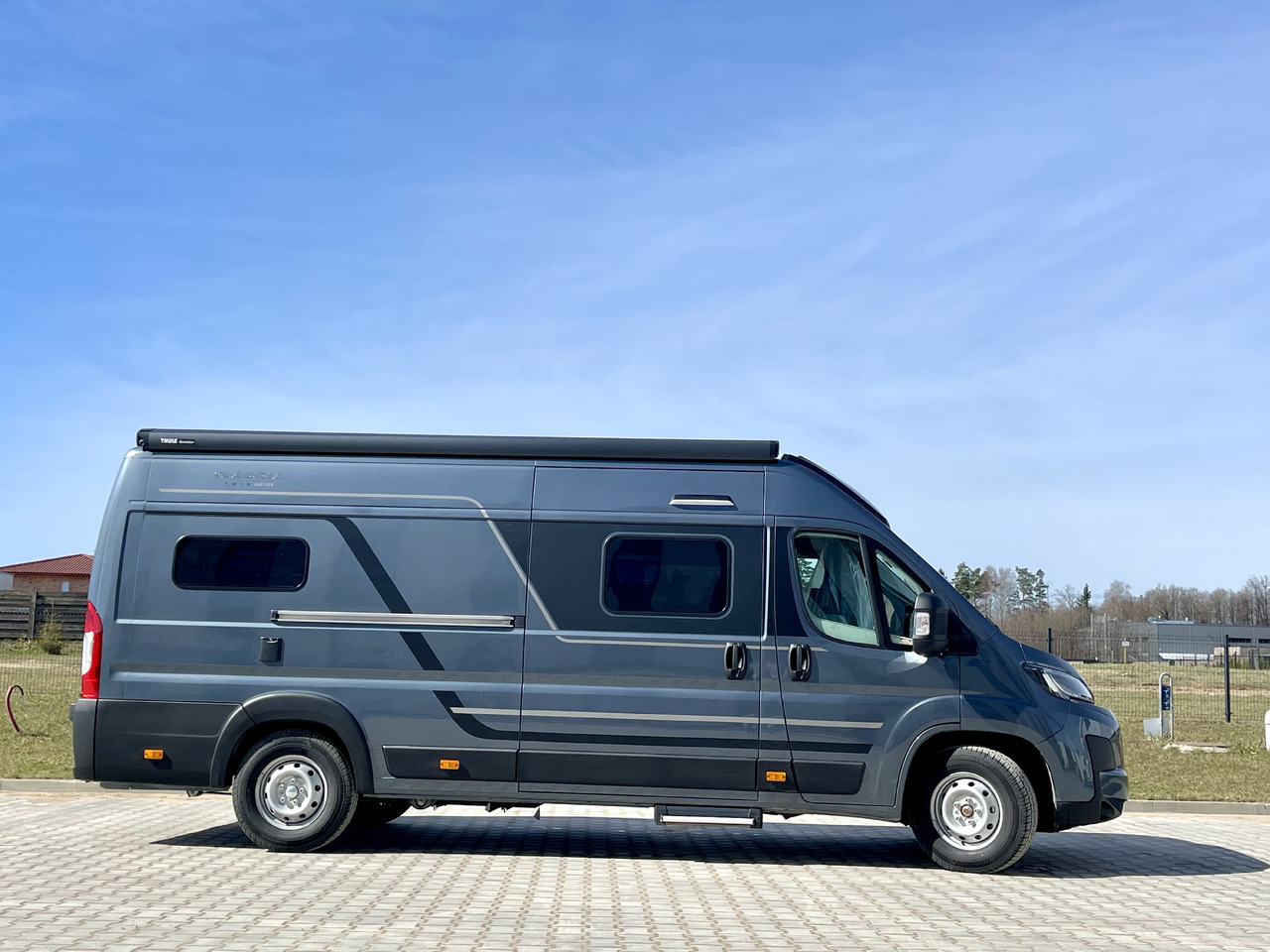 ADRIA TWIN 640 SGX - Кемпер ван: снимка 4 ADRIA TWIN 640 SGX - Кемпер ван: снимка 4