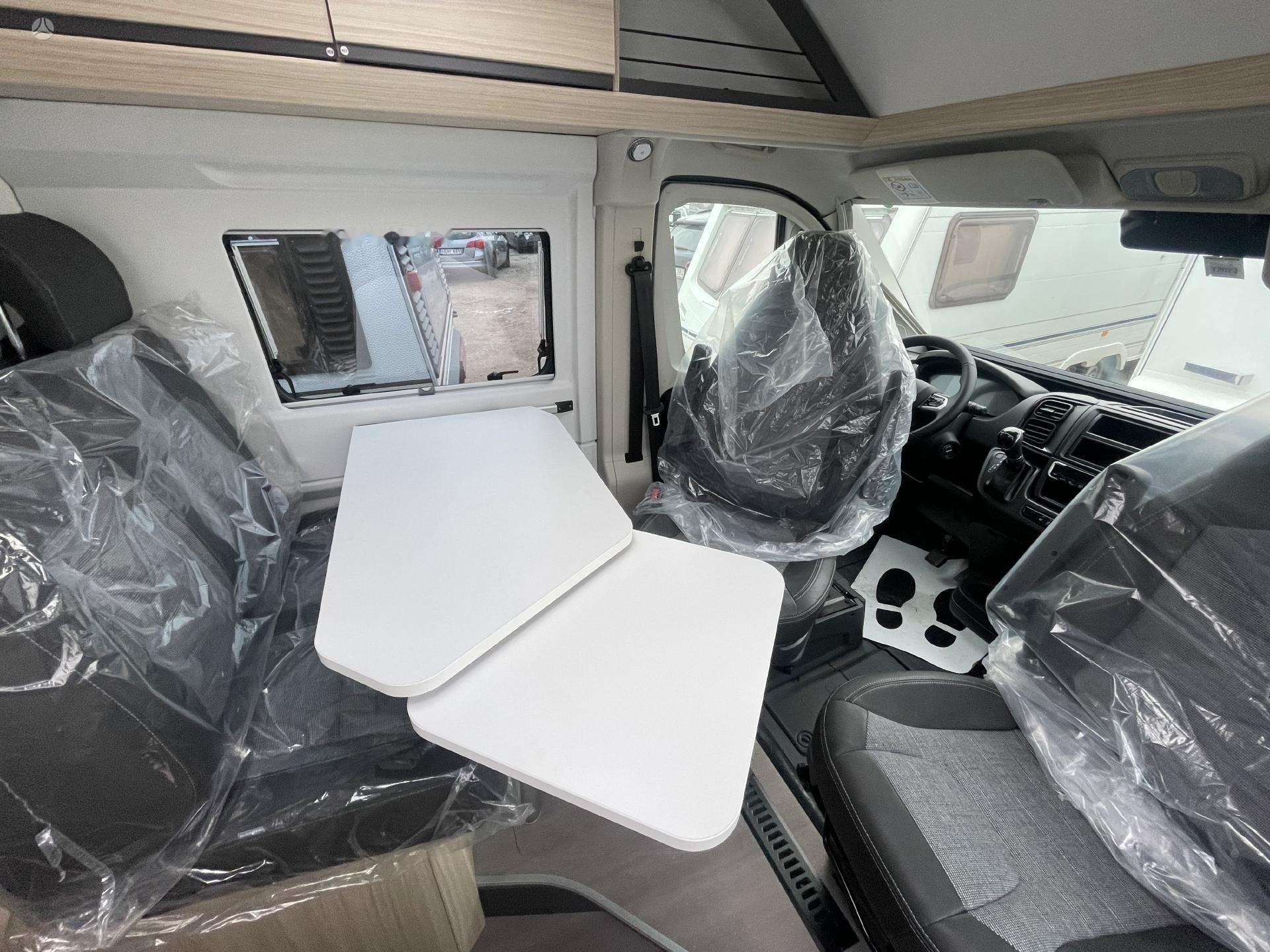 ADRIA Twin Axess 640SL - Кемпер ван: снимка 5 ADRIA Twin Axess 640SL - Кемпер ван: снимка 5
