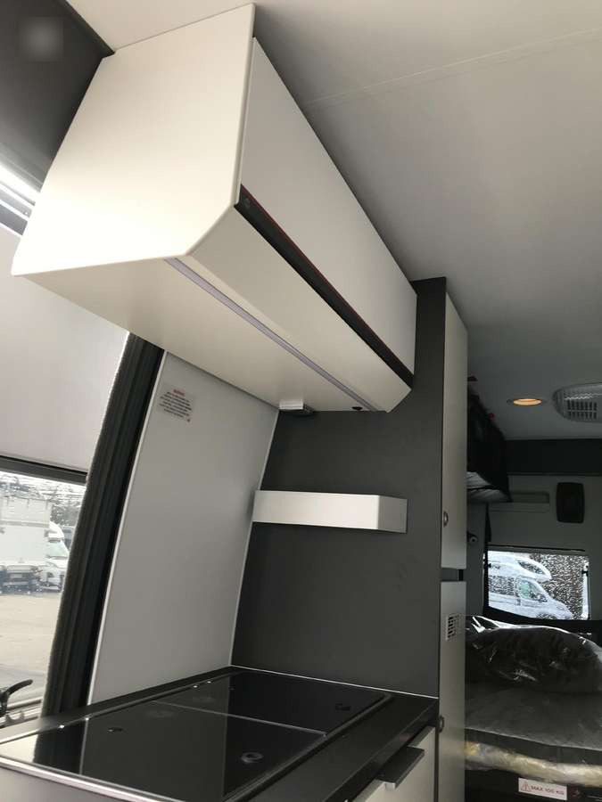 Нови Кемпер ван ADRIA Twin Sport 640 SG: снимка 7 Нови Кемпер ван ADRIA Twin Sport 640 SG: снимка 7