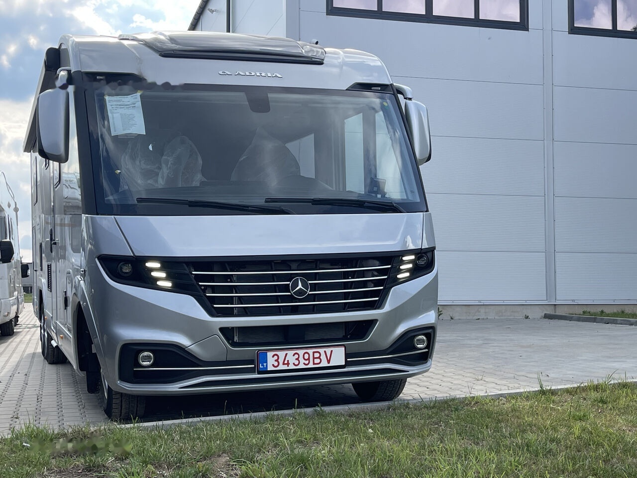 Adria Super Sonic 890LC - Интегриран кемпер: снимка 1 Adria Super Sonic 890LC - Интегриран кемпер: снимка 1