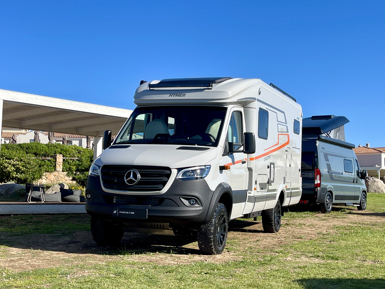 HYMER / ERIBA Cross Trail - Полуинтегриран кемпер: снимка 1 HYMER / ERIBA Cross Trail - Полуинтегриран кемпер: снимка 1
