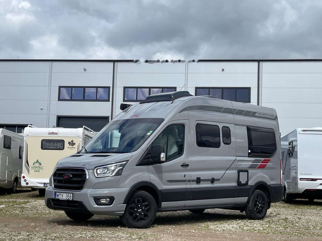 LMC Innovan 590C - Кемпер: снимка 1 LMC Innovan 590C - Кемпер: снимка 1