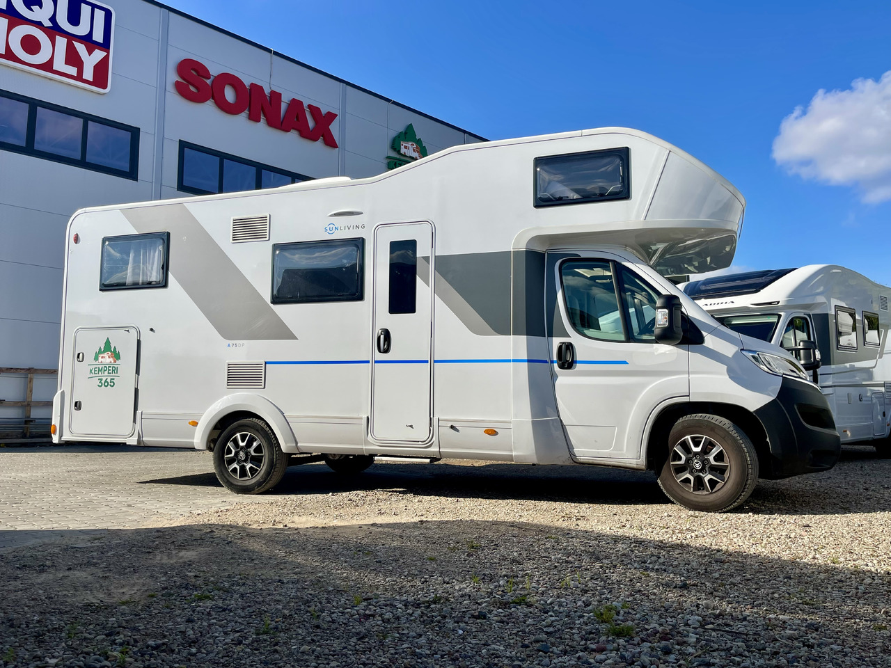 SUN LIVING A 75DP - Алковен кемпер: снимка 2 SUN LIVING A 75DP - Алковен кемпер: снимка 2