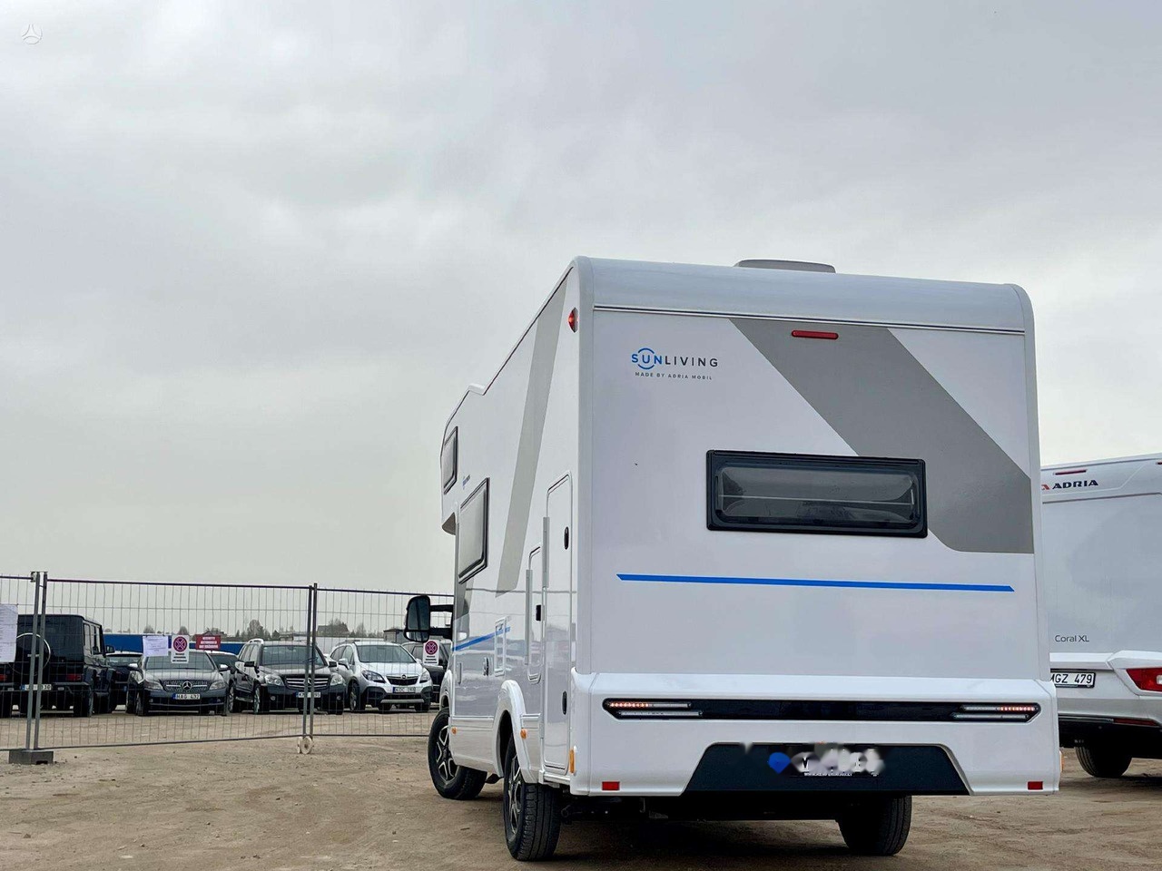 SUN LIVING A70DK - Алковен кемпер: снимка 5 SUN LIVING A70DK - Алковен кемпер: снимка 5