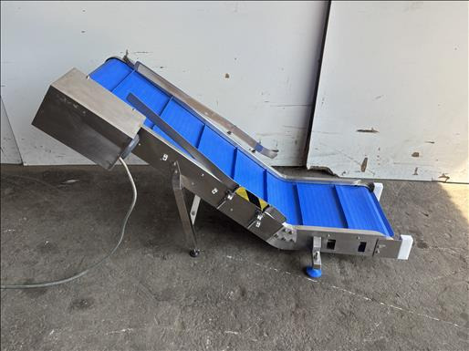 NNP Flighted elevator conveyor - Транспортьор: снимка 1 NNP Flighted elevator conveyor - Транспортьор: снимка 1