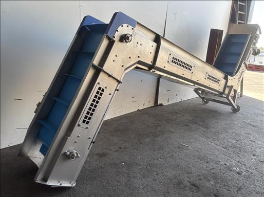NNP Flighted elevator conveyor - Транспортьор: снимка 4 NNP Flighted elevator conveyor - Транспортьор: снимка 4