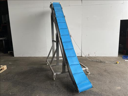NNP Flighted elevator conveyor - Транспортьор: снимка 1 NNP Flighted elevator conveyor - Транспортьор: снимка 1