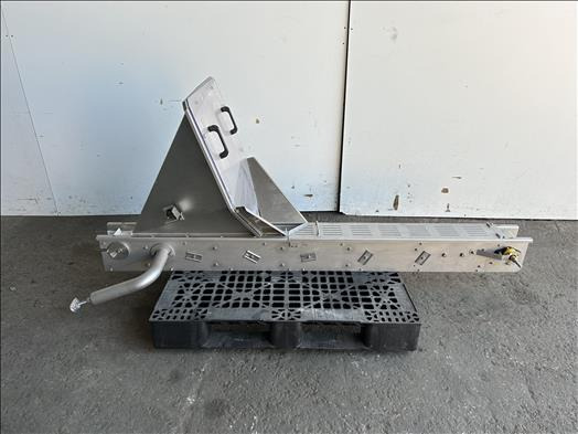 NNP Flighted elevator conveyor - Транспортьор: снимка 1 NNP Flighted elevator conveyor - Транспортьор: снимка 1