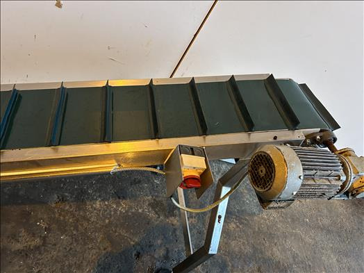 NNP Flighted elevator conveyor - Транспортьор: снимка 4 NNP Flighted elevator conveyor - Транспортьор: снимка 4