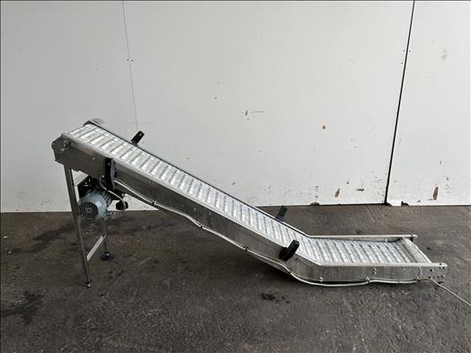 NNP Flighted elevator conveyor - Транспортьор: снимка 1 NNP Flighted elevator conveyor - Транспортьор: снимка 1