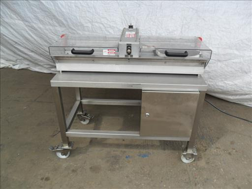NNP Traversing and rotating head party food cutter - Машина за ХВП: снимка 1 NNP Traversing and rotating head party food cutter - Машина за ХВП: снимка 1