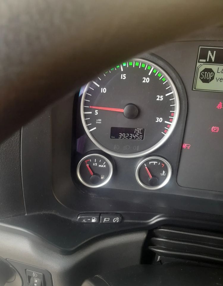 MAN TGL 12.250 NAUKA JAZDY / ELKA / L / MANUAL 8 / - Камион с брезент: снимка 5 MAN TGL 12.250 NAUKA JAZDY / ELKA / L / MANUAL 8 / - Камион с брезент: снимка 5