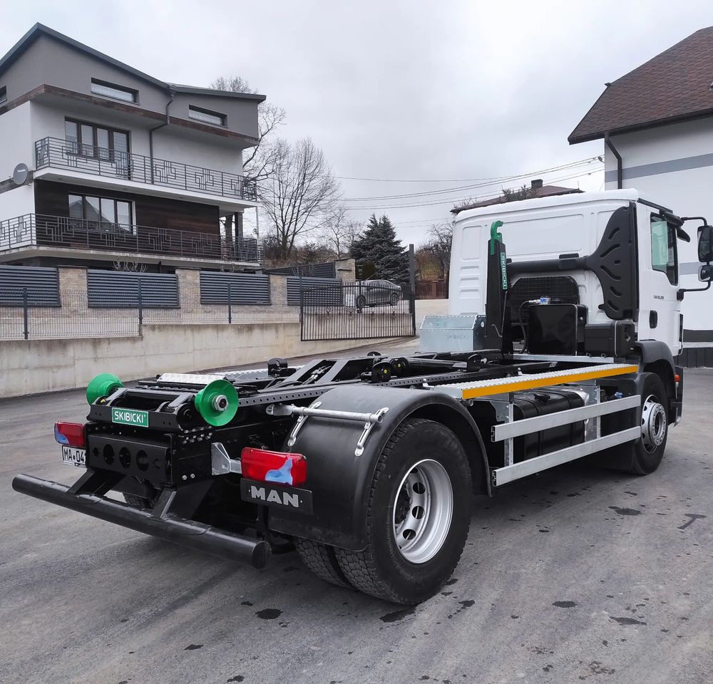 MAN TGM 18.290 - Мултилифт с кука камион: снимка 3 MAN TGM 18.290 - Мултилифт с кука камион: снимка 3