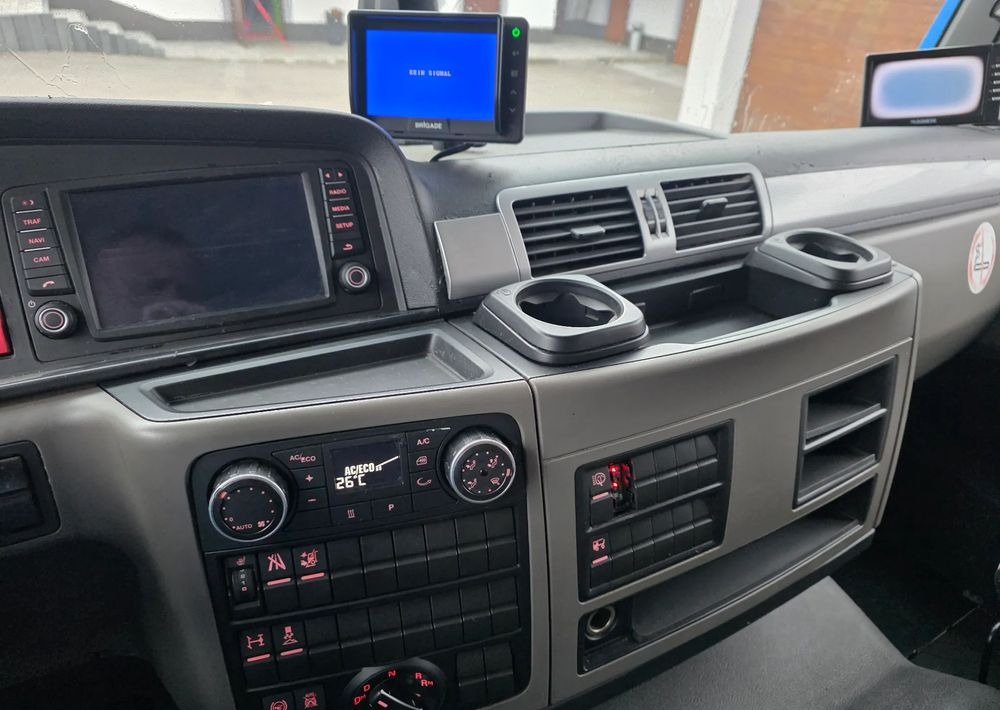 MAN TGM 18.320 urządzenie hakowe AXOR - Шаси кабина: снимка 2 MAN TGM 18.320 urządzenie hakowe AXOR - Шаси кабина: снимка 2