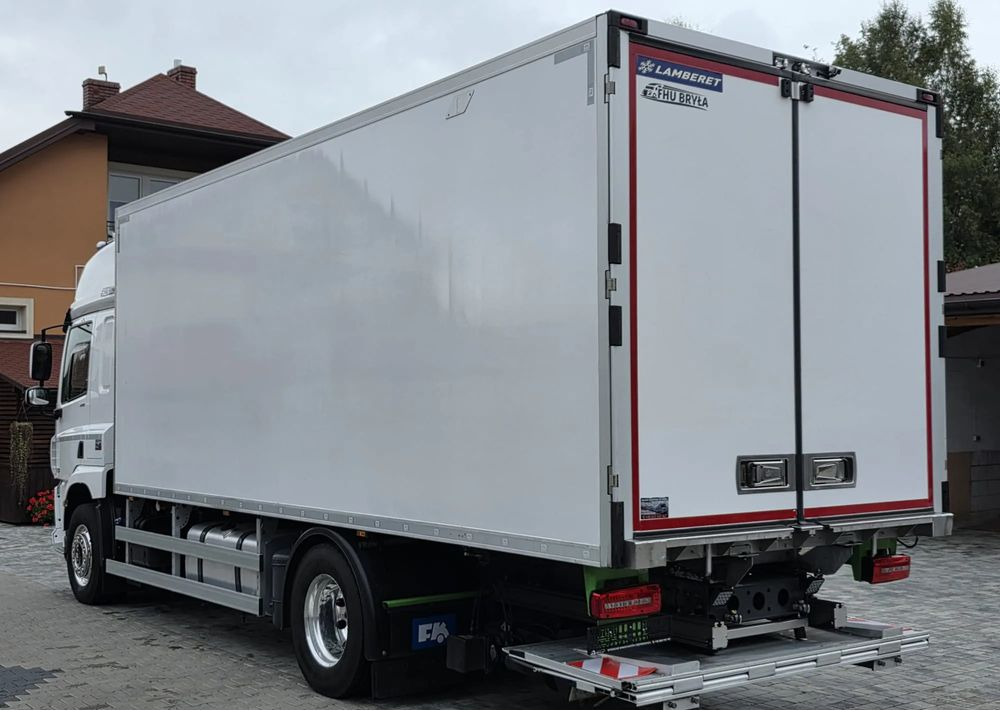DAF CF 410 / E6 / ACC / CHŁODNIA + WINDA/ 16 PALET / MULTITEMPERATURA / 2021ROK / RETARDER / SPROWADZONY / JAK NOWA - Рефрижератор камион: снимка 3 DAF CF 410 / E6 / ACC / CHŁODNIA + WINDA/ 16 PALET / MULTITEMPERATURA / 2021ROK / RETARDER / SPROWADZONY / JAK NOWA - Рефрижератор камион: снимка 3