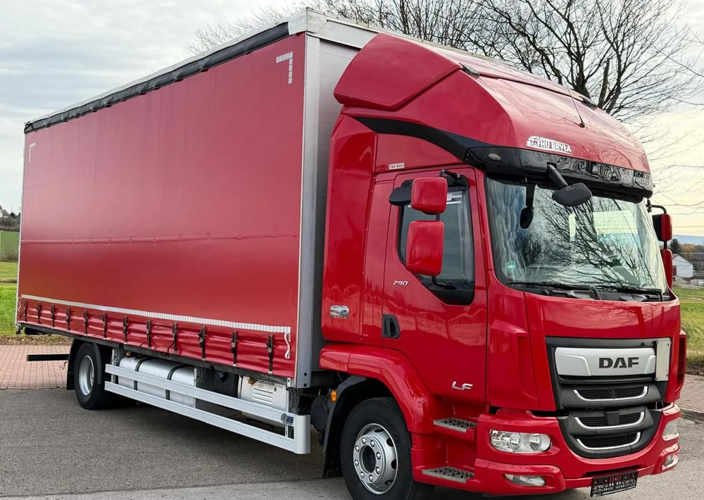 DAF LF 260 / WINDA / 16TON DMC / 3M WYSOKOŚĆ / JUMBO / FIRANKA / SYPIALKA / AUTOMAT / JEDEN WŁAŚCICIE / EURO 6 / 2017/ SPROWADZONY / 19 PALET / DUŻA ŁADOWNOŚĆ / - Камион с брезент: снимка 2 DAF LF 260 / WINDA / 16TON DMC / 3M WYSOKOŚĆ / JUMBO / FIRANKA / SYPIALKA / AUTOMAT / JEDEN WŁAŚCICIE / EURO 6 / 2017/ SPROWADZONY / 19 PALET / DUŻA ŁADOWNOŚĆ / - Камион с брезент: снимка 2