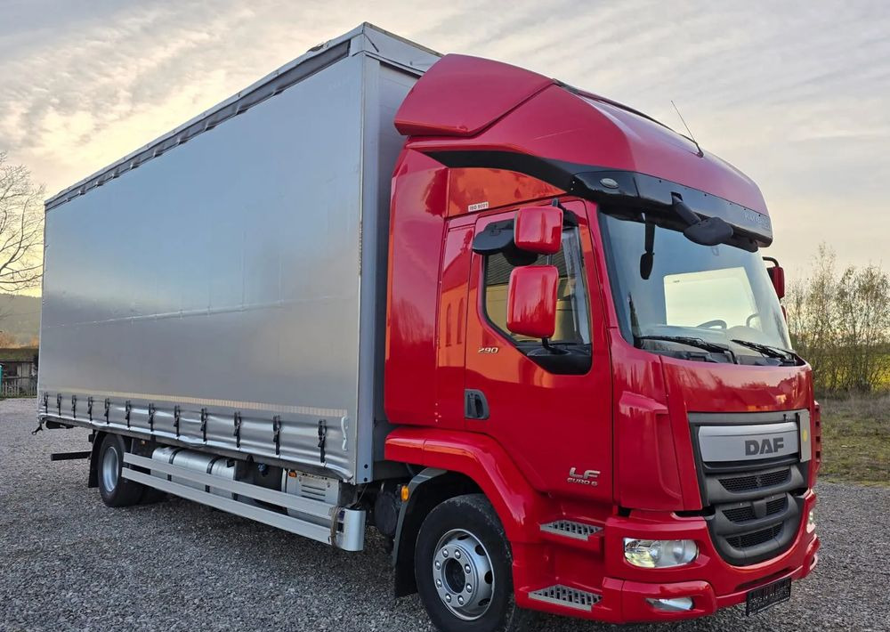 DAF LF 290 / WINDA / 16TON DMC / 3M WYSOKOŚĆ / JUMBO / FIRANKA / SYPIALKA / AUTOMAT / JEDEN WŁAŚCICIE / EURO 6 / 2017/ SPROWADZONY / 19 PALET / DUŻA ŁADOWNOŚĆ / - Камион с брезент: снимка 1 DAF LF 290 / WINDA / 16TON DMC / 3M WYSOKOŚĆ / JUMBO / FIRANKA / SYPIALKA / AUTOMAT / JEDEN WŁAŚCICIE / EURO 6 / 2017/ SPROWADZONY / 19 PALET / DUŻA ŁADOWNOŚĆ / - Камион с брезент: снимка 1